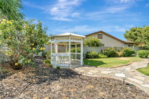 046_2453 Gardenstone Pl_
