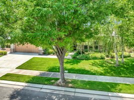 003_2453 Gardenstone Pl_