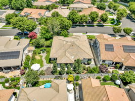015_2453 Gardenstone Pl_