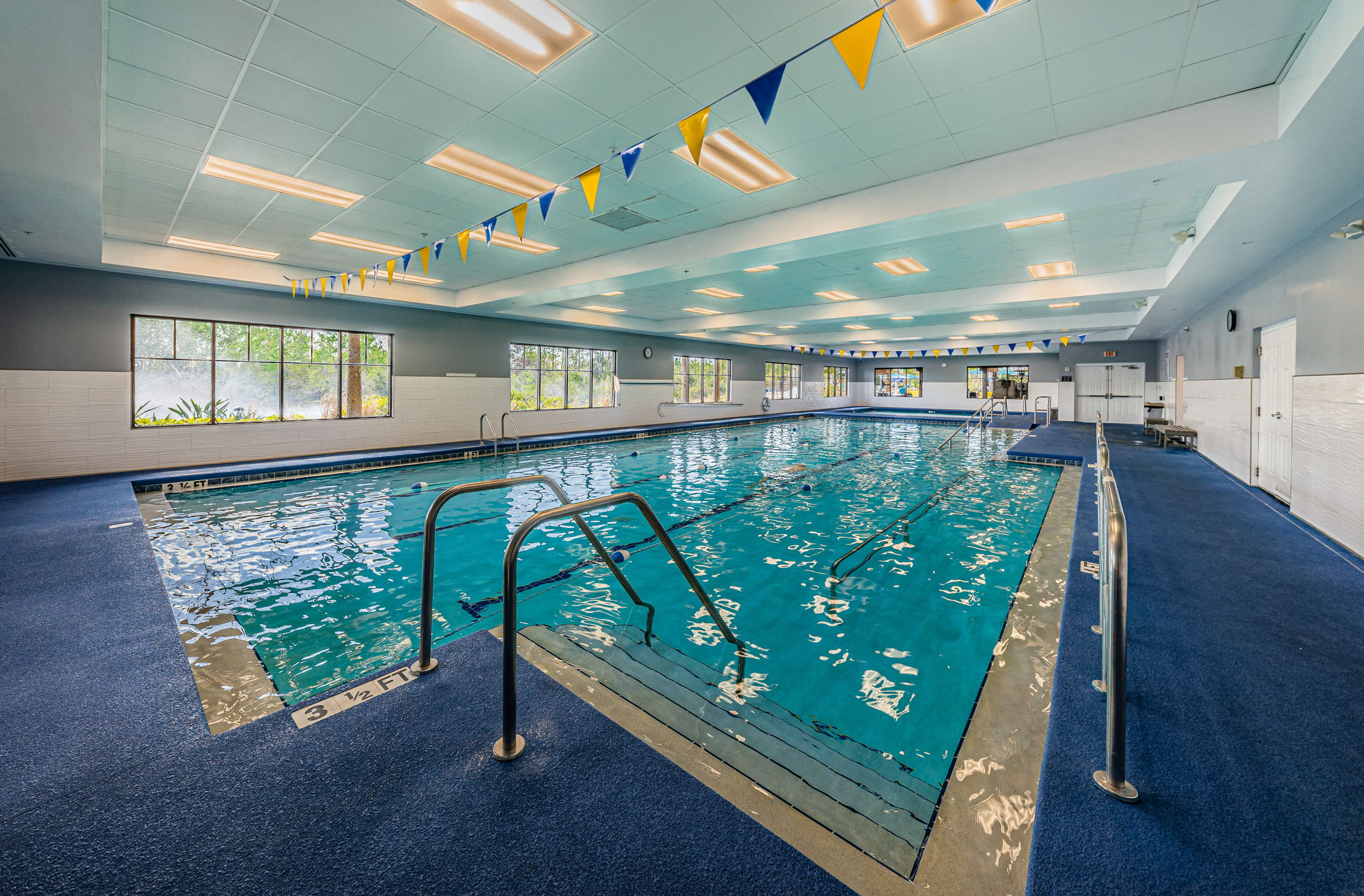 Kings Point South Club13 Clubhouse Indoor Pool