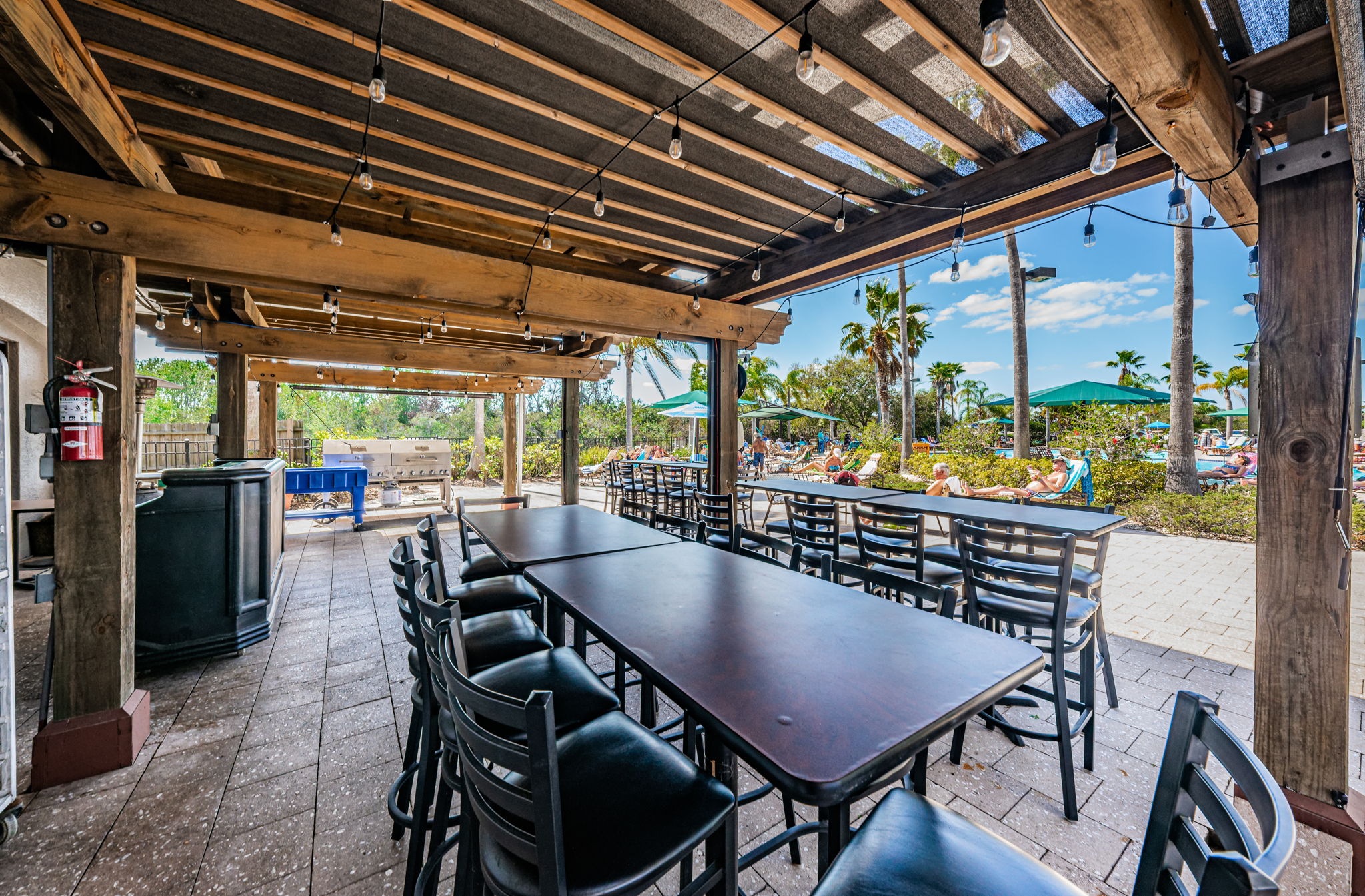 Kings Point South Club17 Clubhouse Outdoor Bar