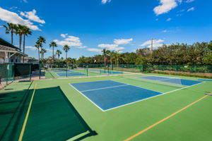 Kings Point South Club27 Tennis, Pickleball and Basketball Courts