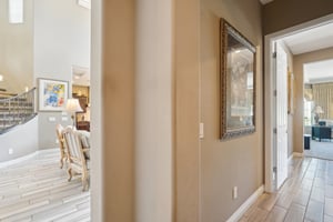 W Hope Cir-2404-008.jpg