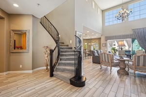 W Hope Cir-2404-009.jpg
