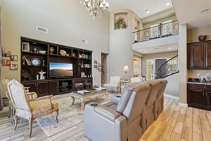 W Hope Cir-2404-011.jpg