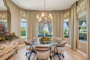 W Hope Cir-2404-015.jpg