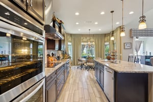 W Hope Cir-2404-017.jpg