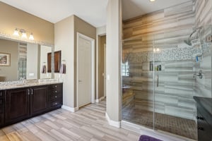 W Hope Cir-2404-039.jpg