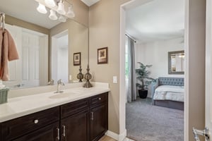 W Hope Cir-2404-062.jpg