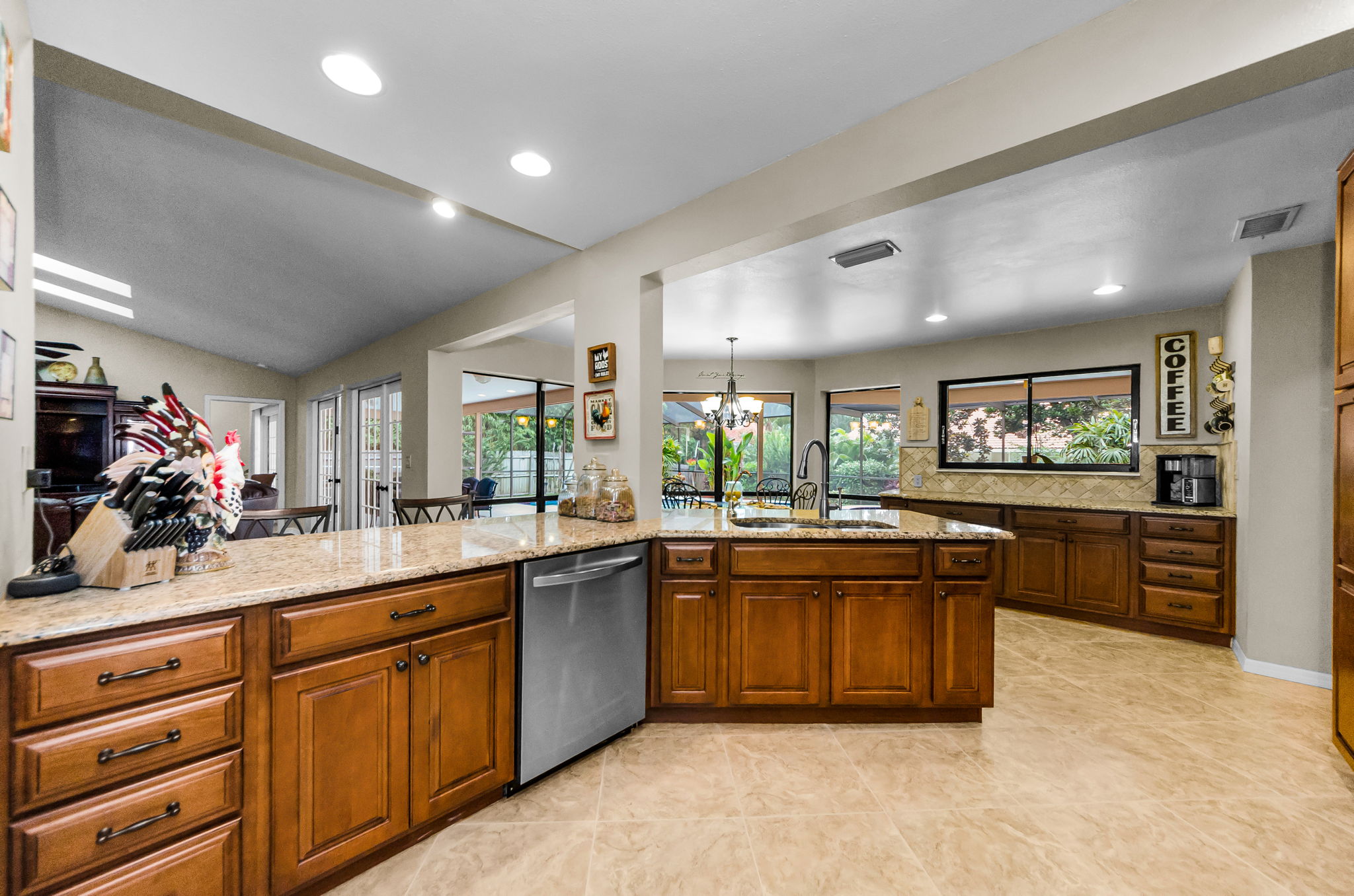 Kitchen 1