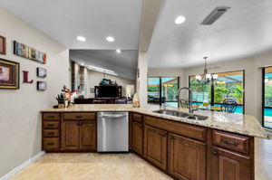 Kitchen 6