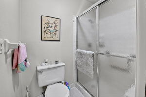  Photo 35
