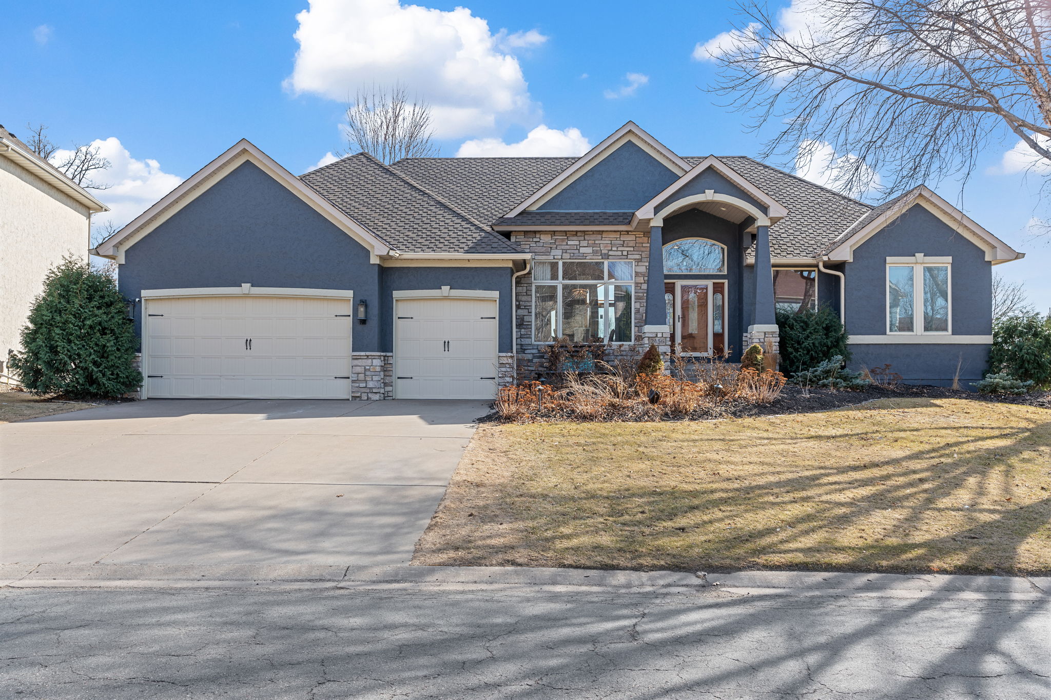 2456 Arnold Palmer Dr