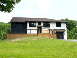  Photo 0