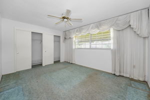 Primary Bedroom1a