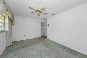 Primary Bedroom1b