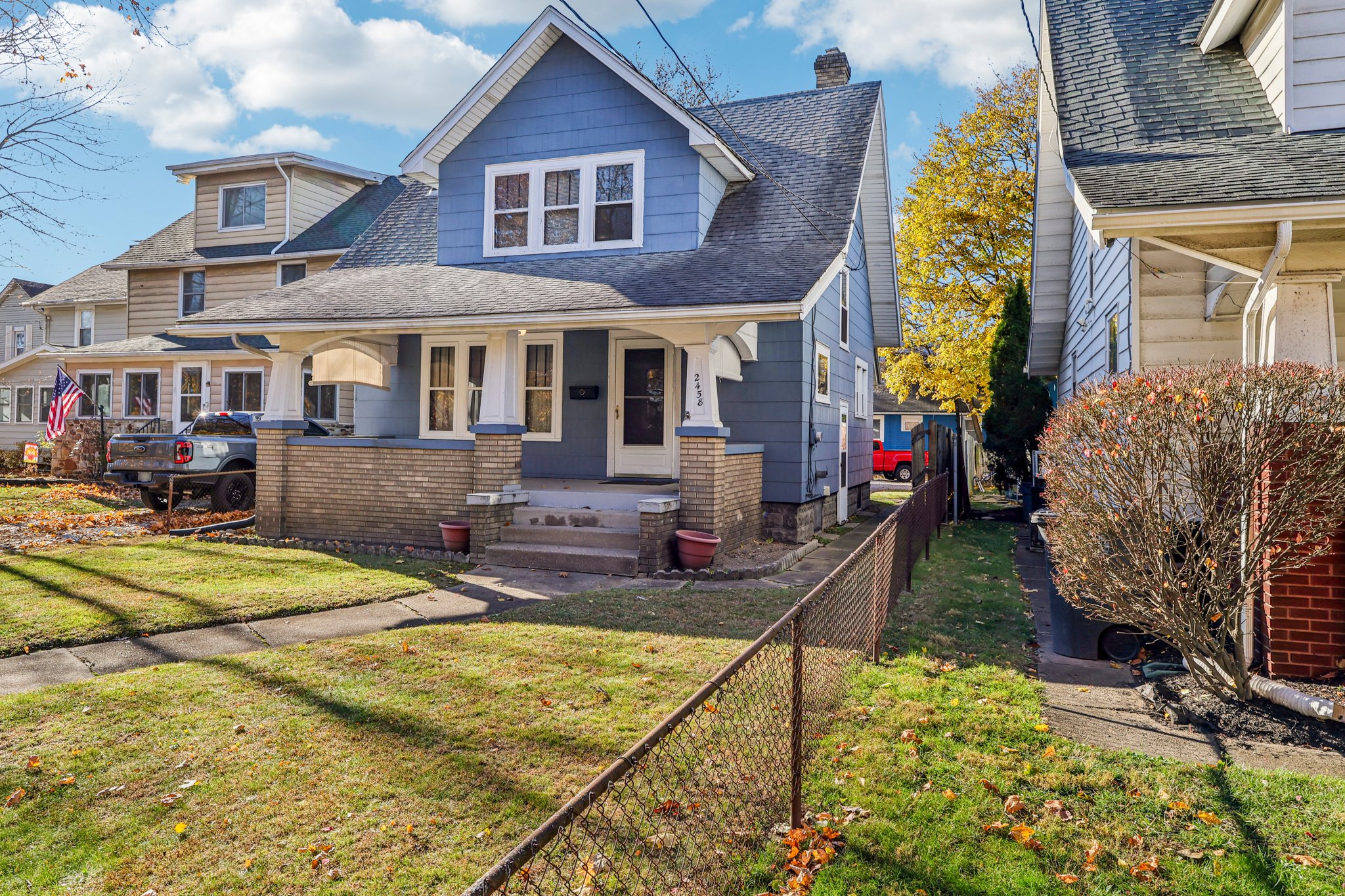 East Ave-S1811-003.jpg