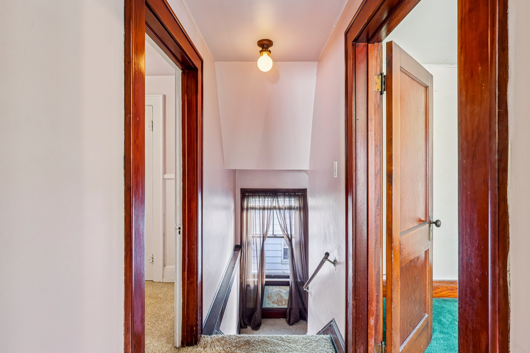 East Ave-S1811-023.jpg