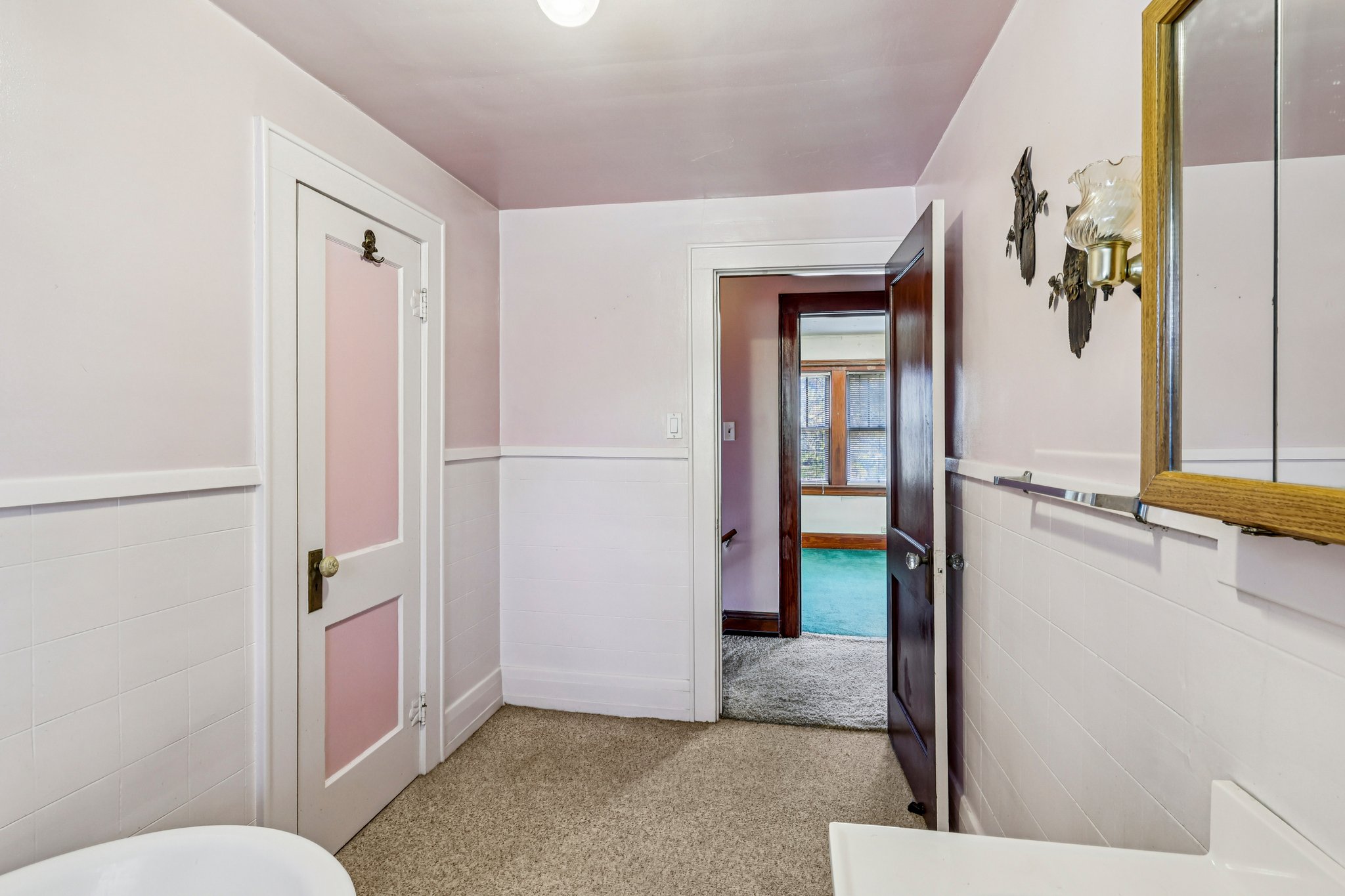 East Ave-S1811-033.jpg