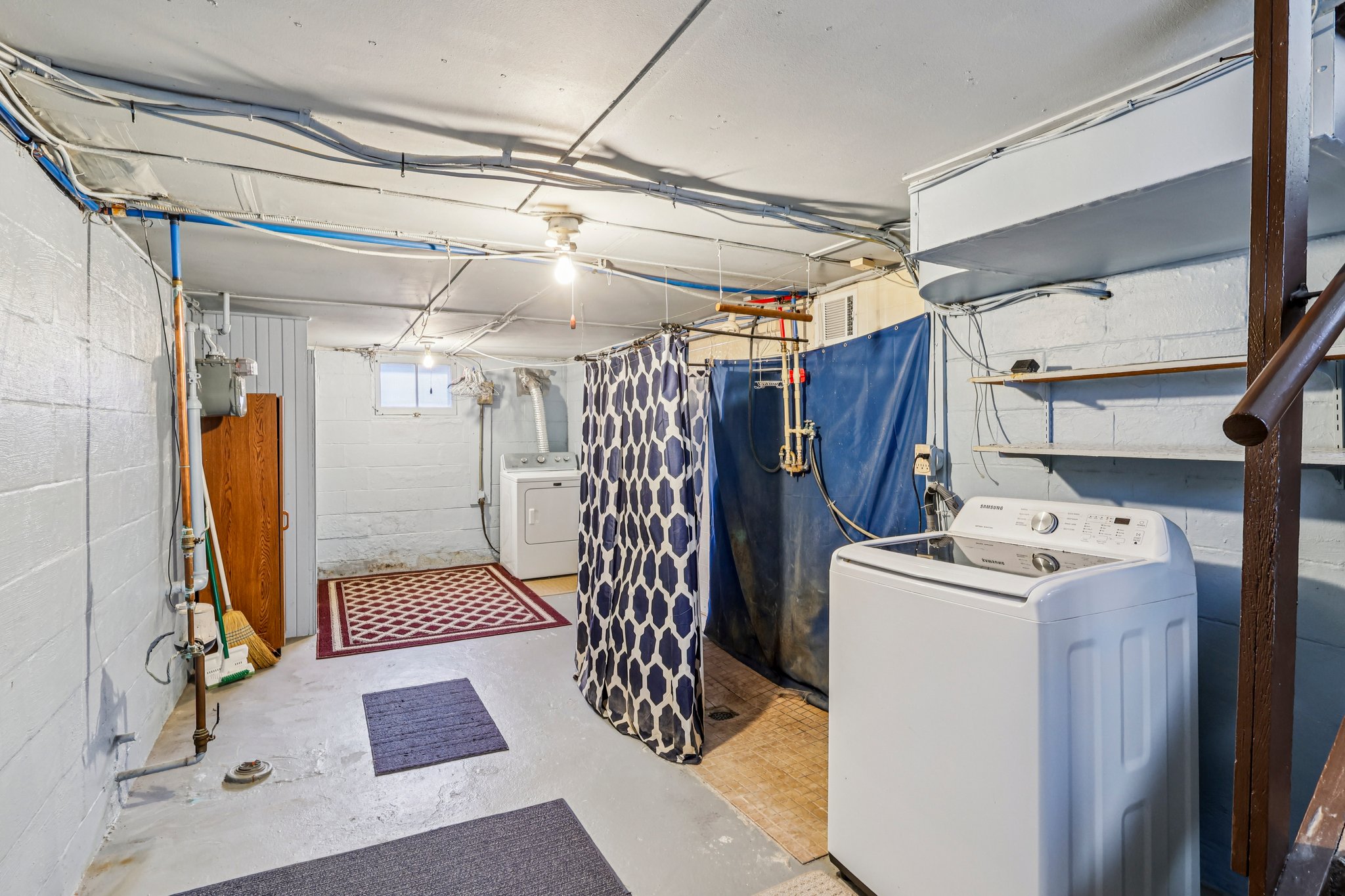 East Ave-S1811-035.jpg