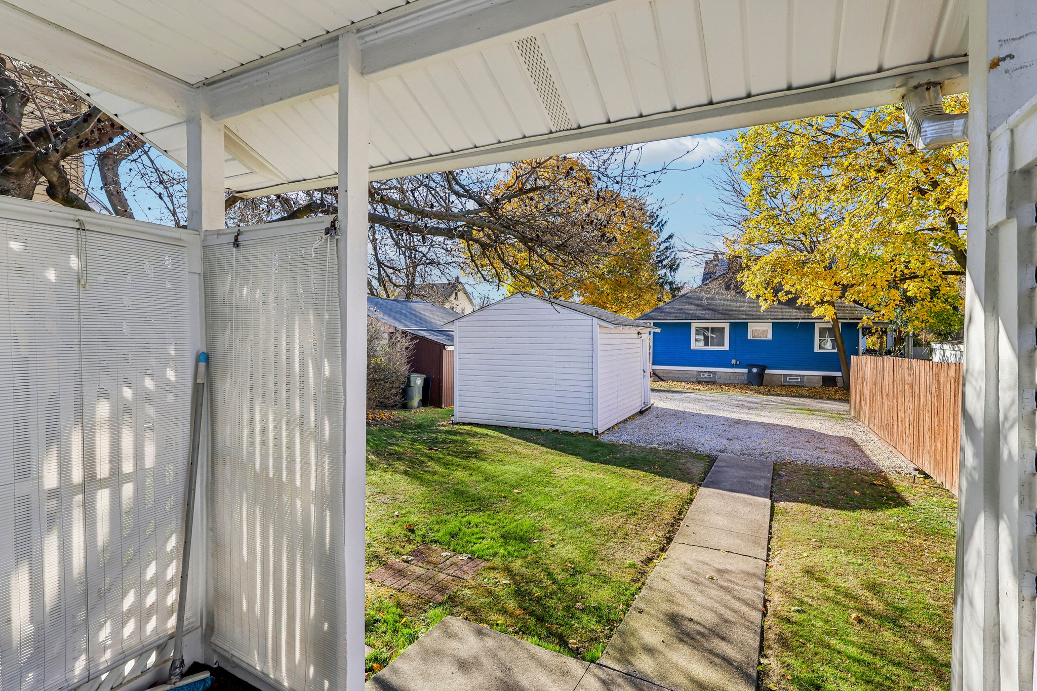 East Ave-S1811-041.jpg