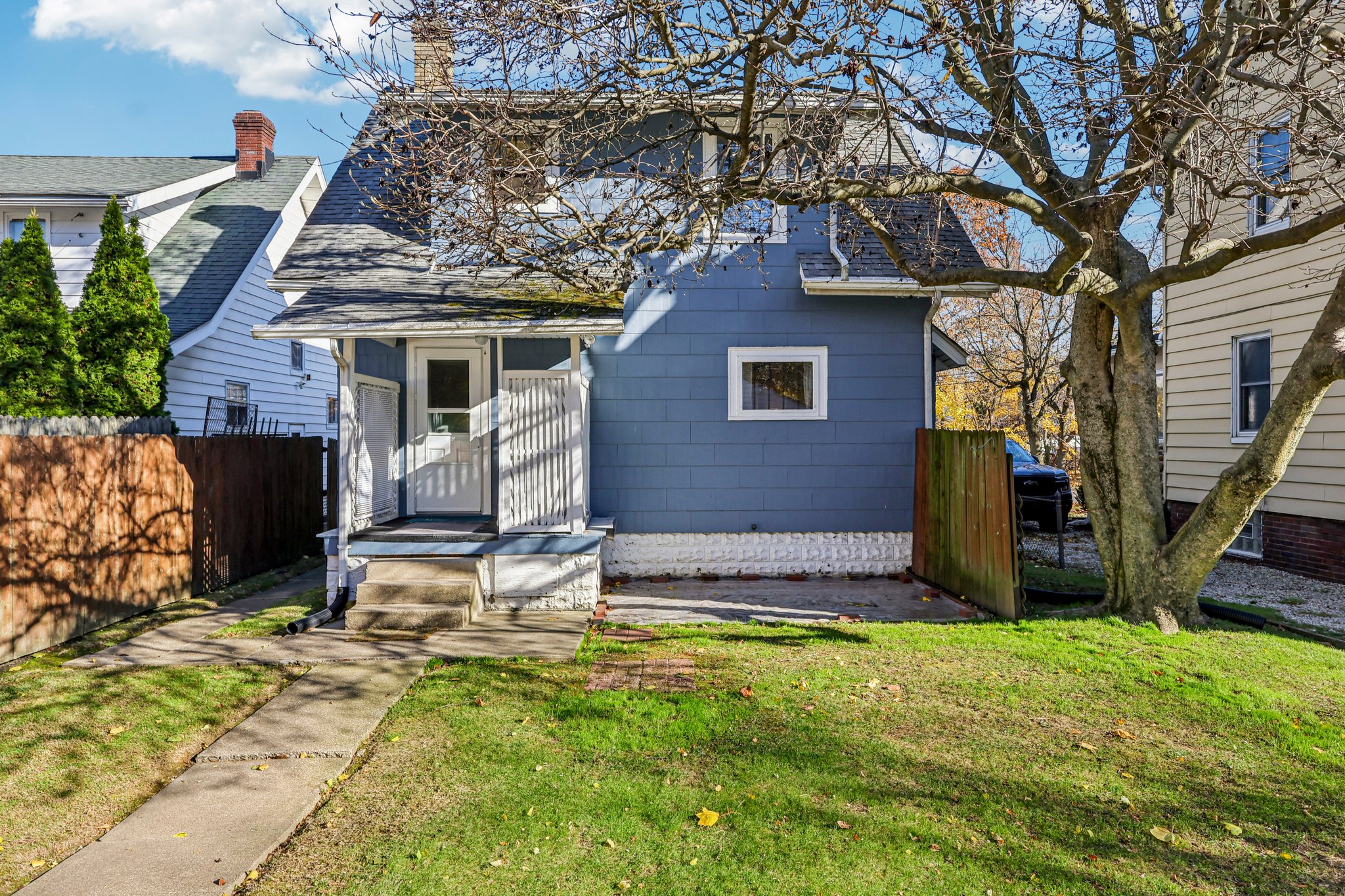 East Ave-S1811-043.jpg