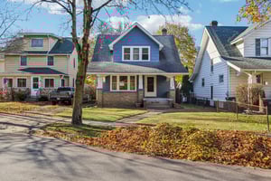 East Ave-S1811-002.jpg