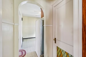 East Ave-S1811-018.jpg