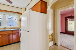 East Ave-S1811-019.jpg