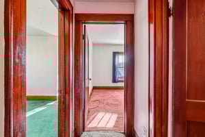 East Ave-S1811-024.jpg