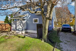 East Ave-S1811-045.jpg