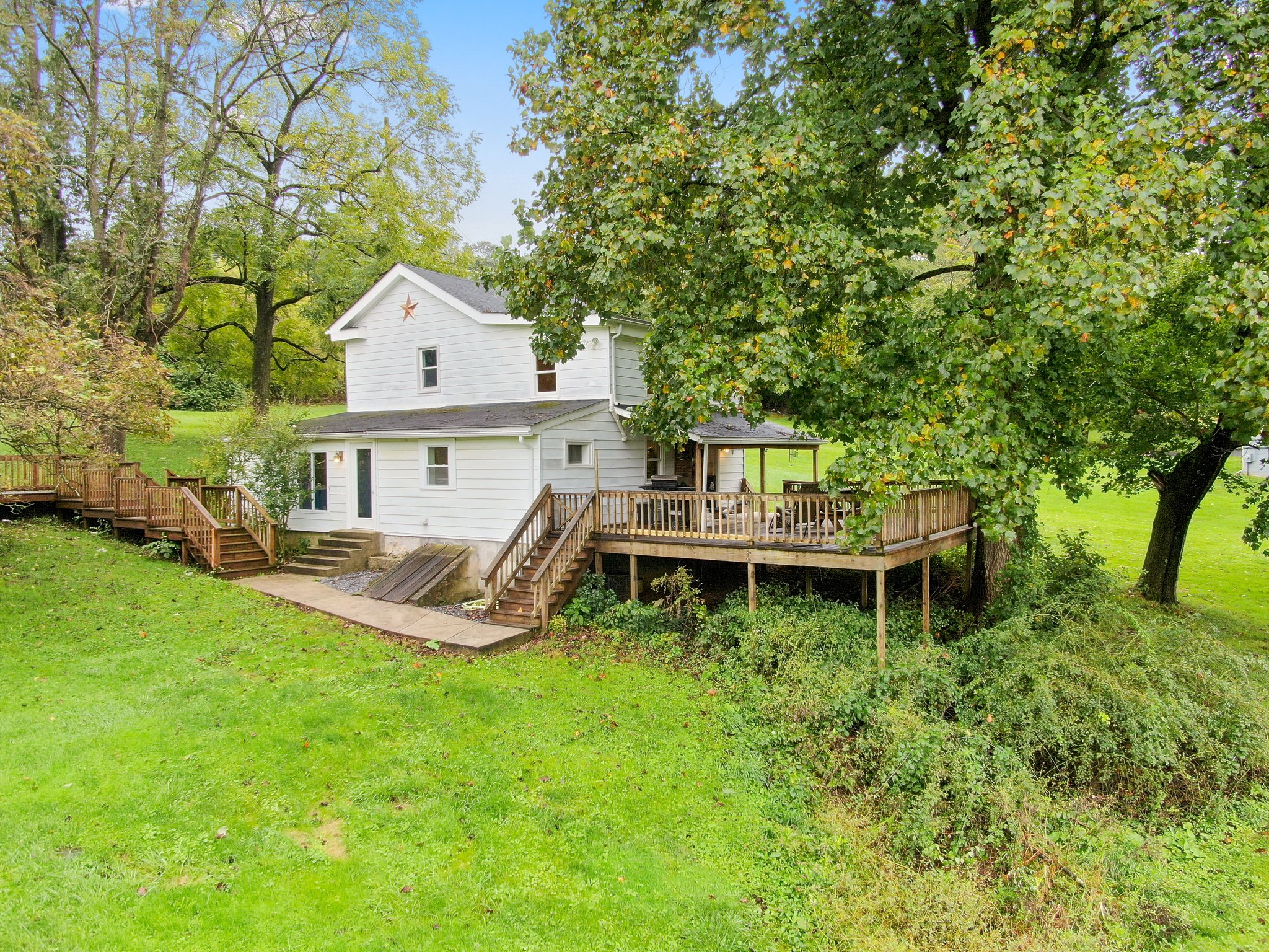 02. Front exterior.jpg