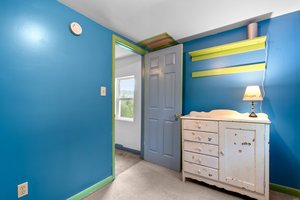 22. Upper bedroom.jpg