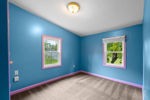 25. Upper bedroom.jpg