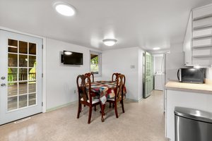 09. Kitchen_Dining.jpg