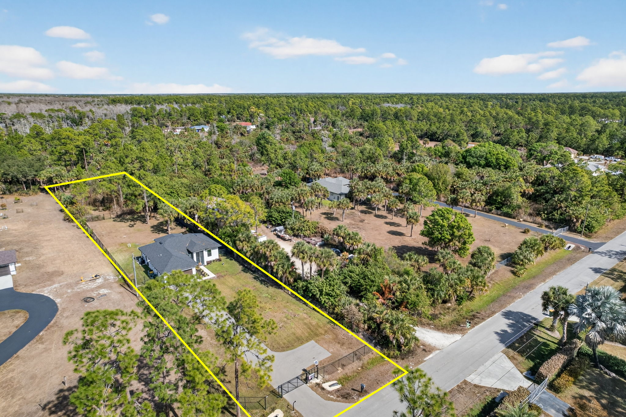 Aerial Front Exterior 4-lines