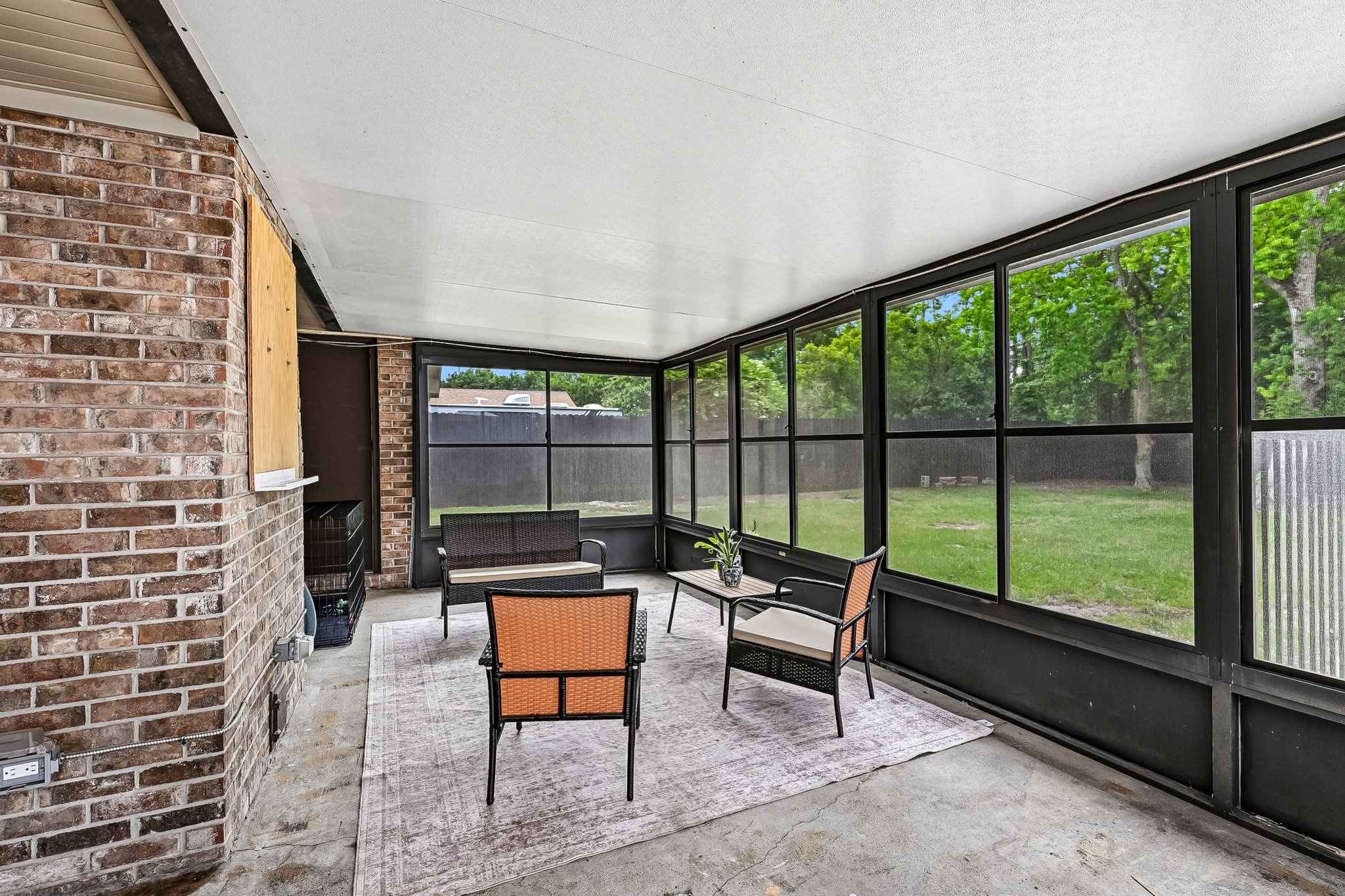 Charwood Ct-S0105-044.jpg