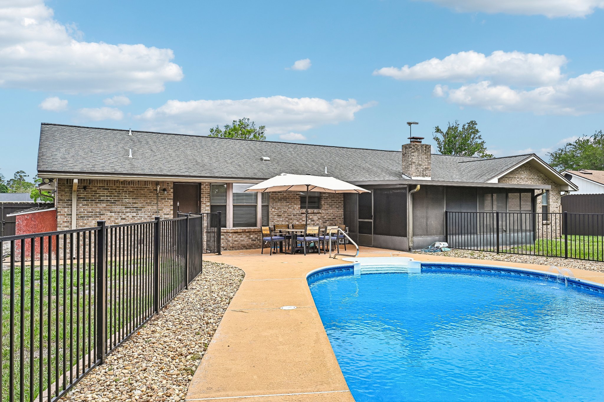Charwood Ct-S0105-052.jpg