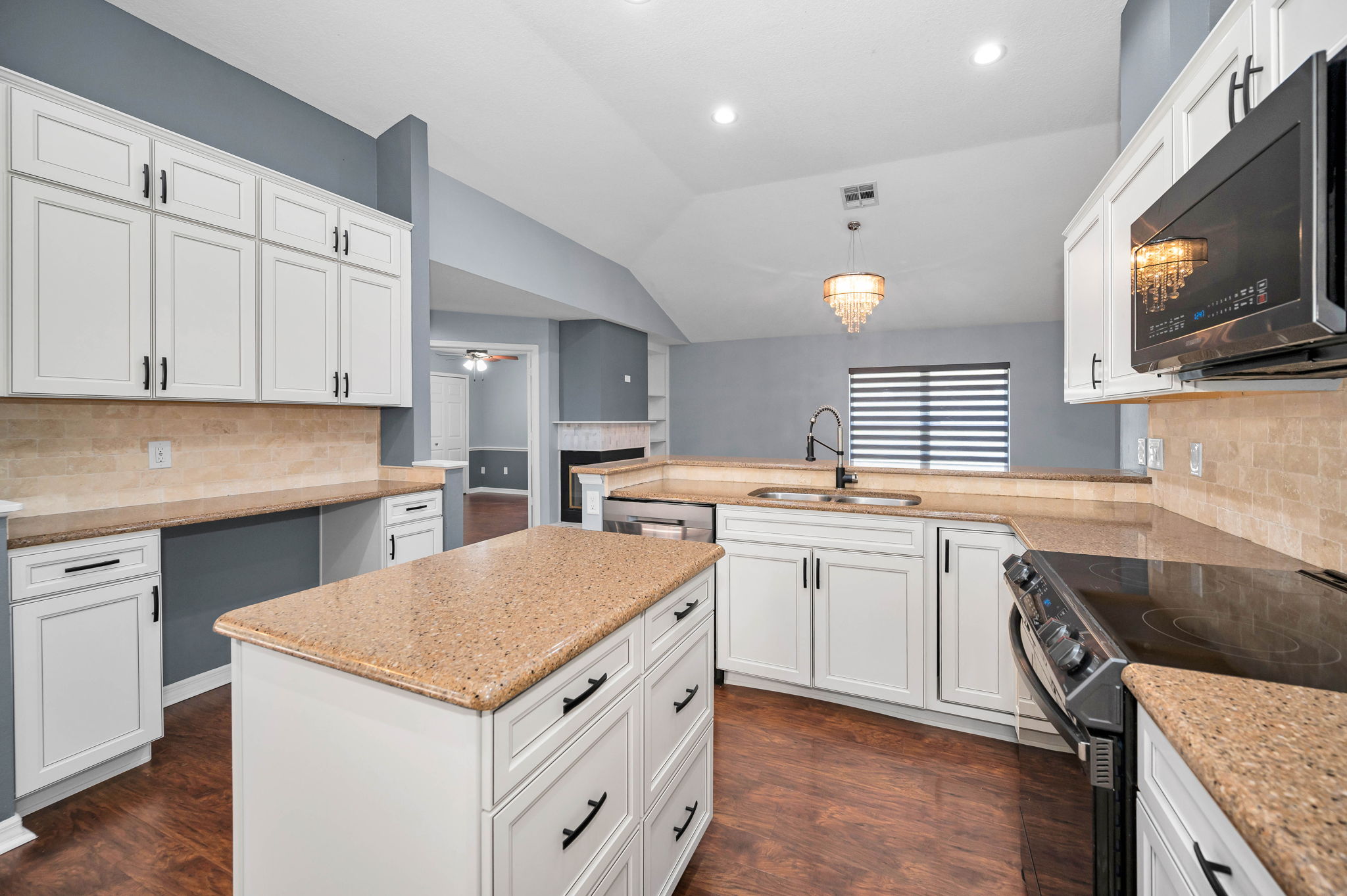 Kitchen8