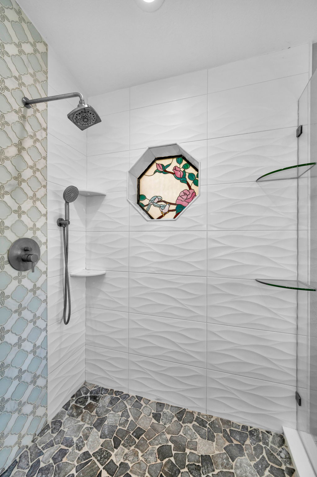 Primary Bathroom1b