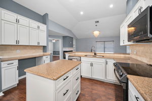 Kitchen8
