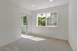 024_246 Castillon Way