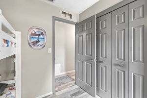 Interiors (26)