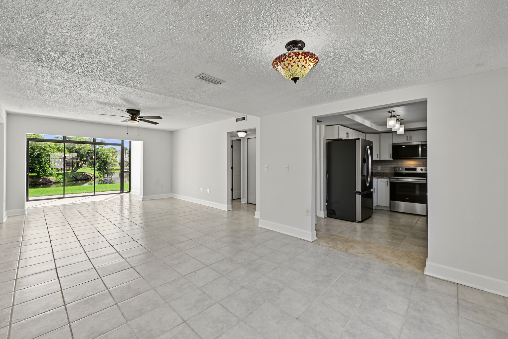 Dining Room3