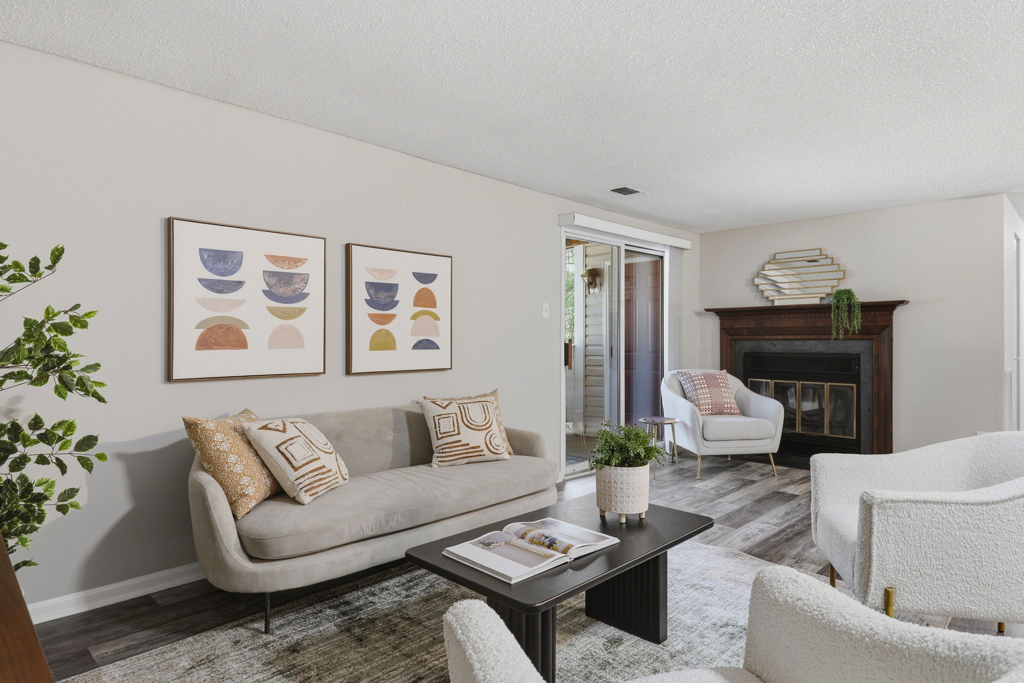 05-Living Room