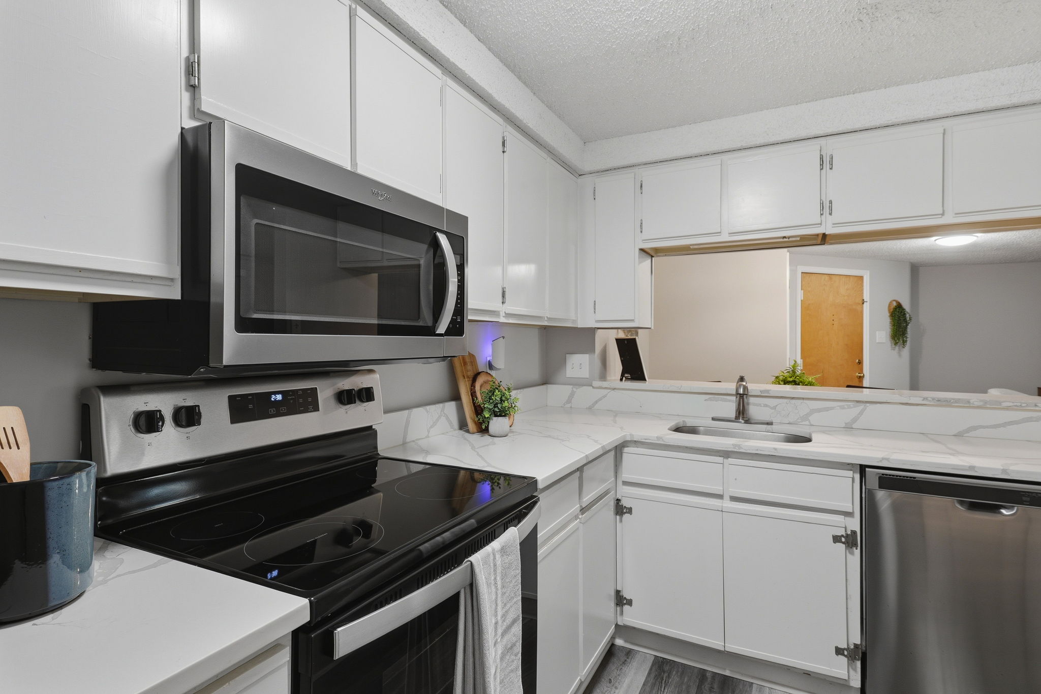 11-Kitchen