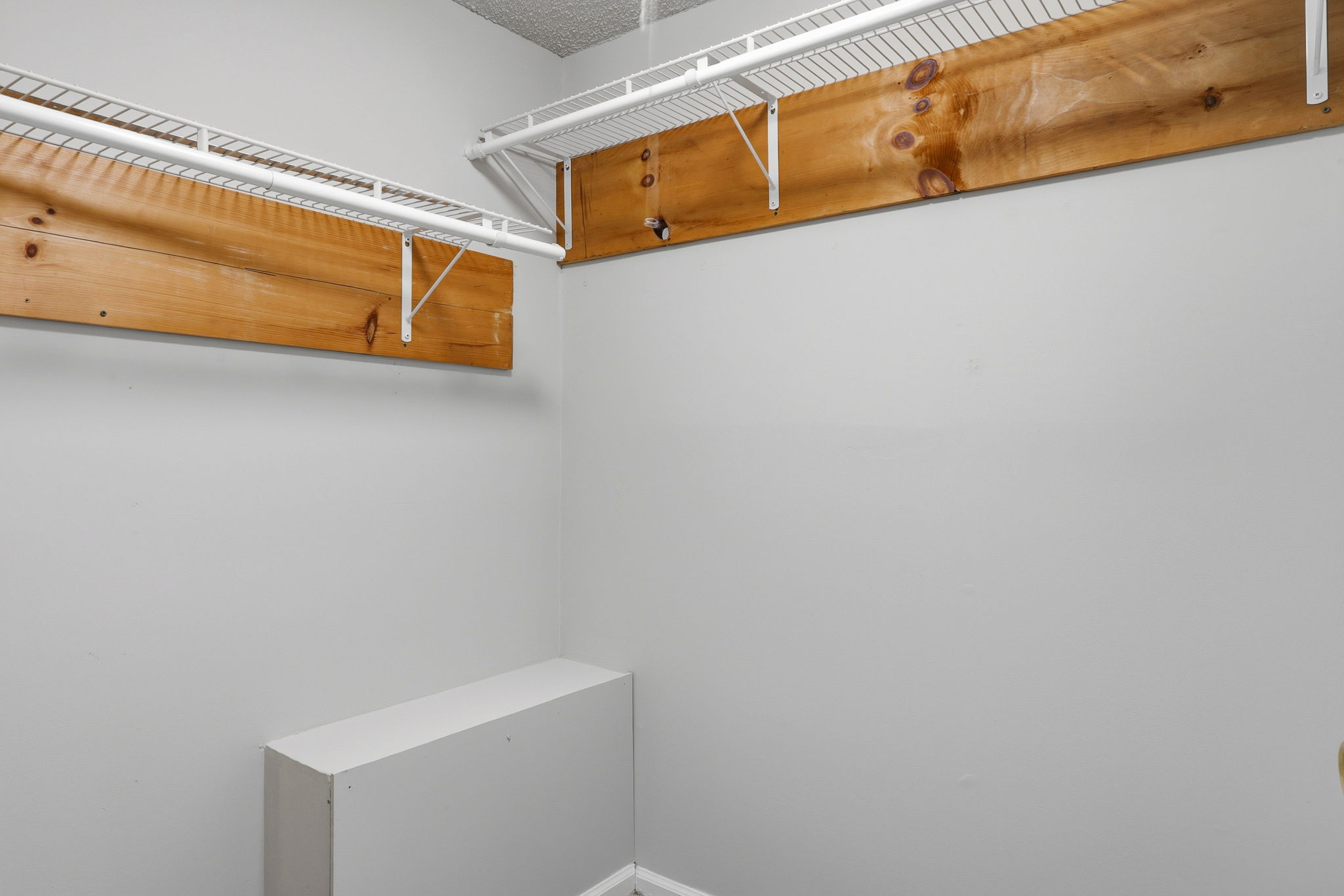 17-Primary Closet