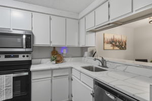 09-Kitchen