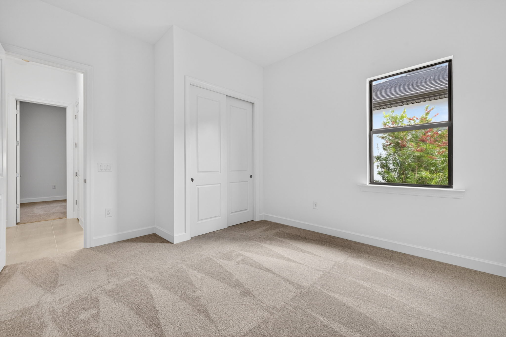 Guest Bedroom 3 - 2 of 2