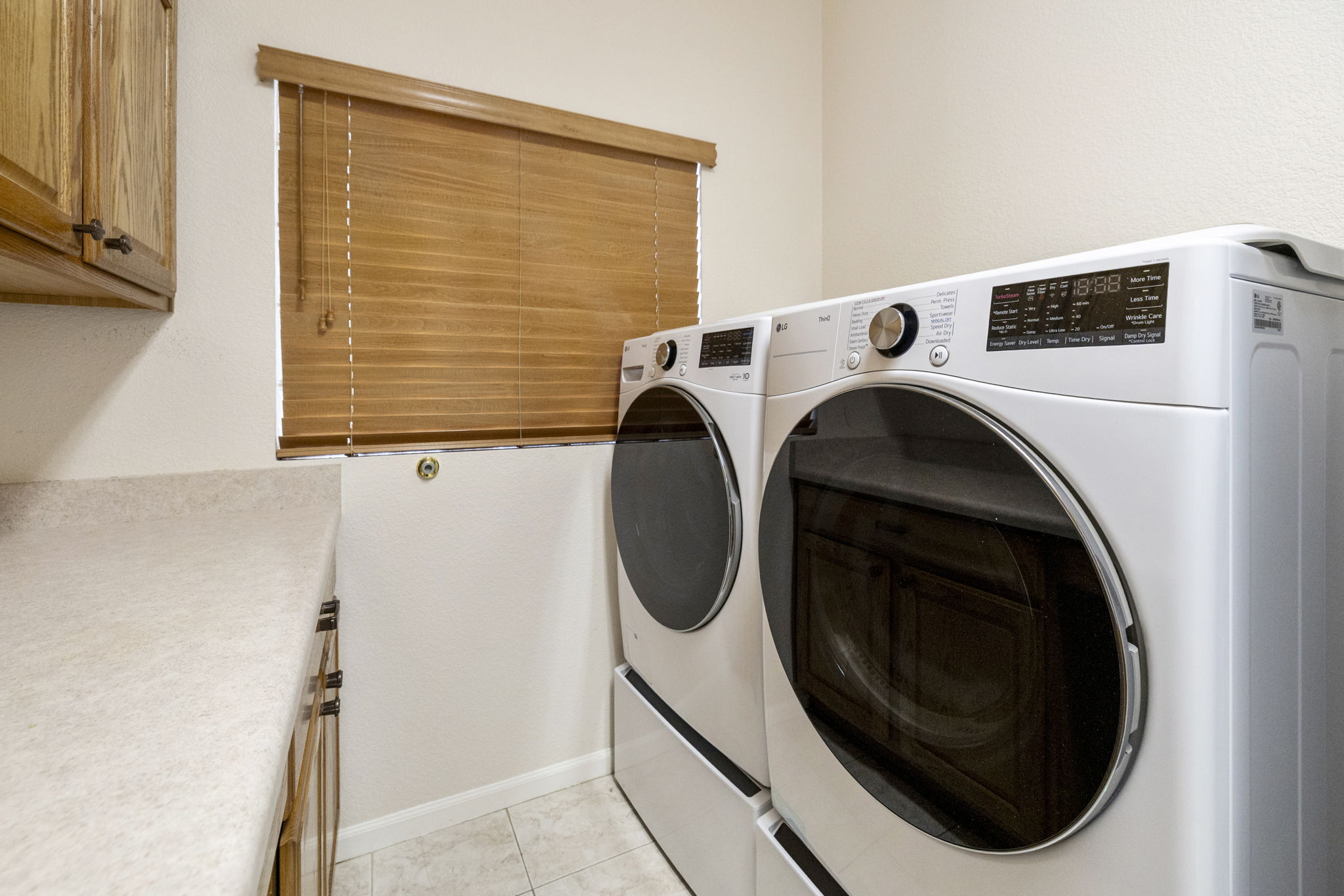  Photo 80